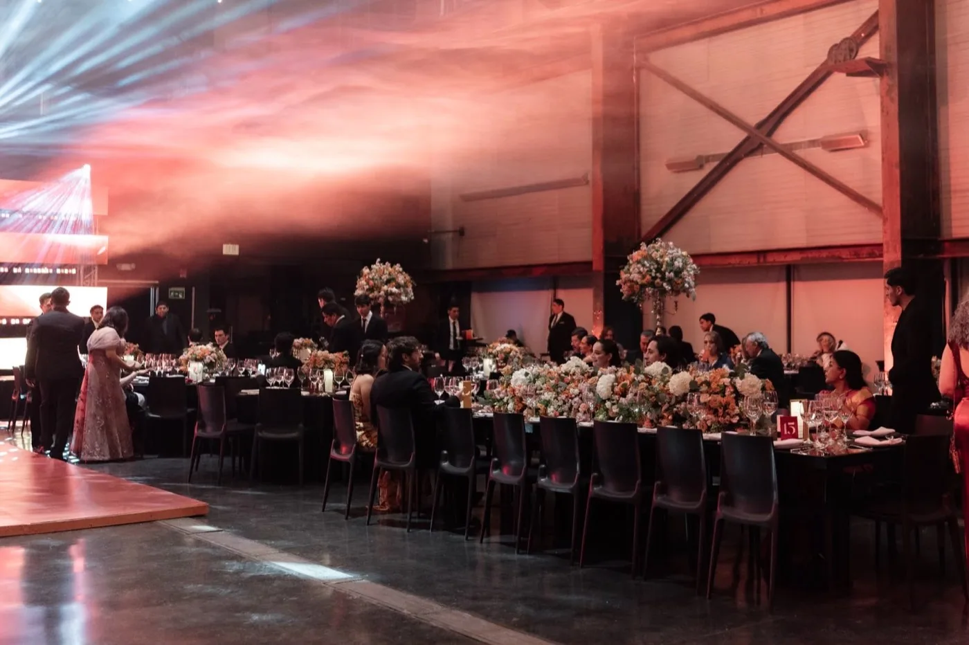 Centro de mesa floral para boda