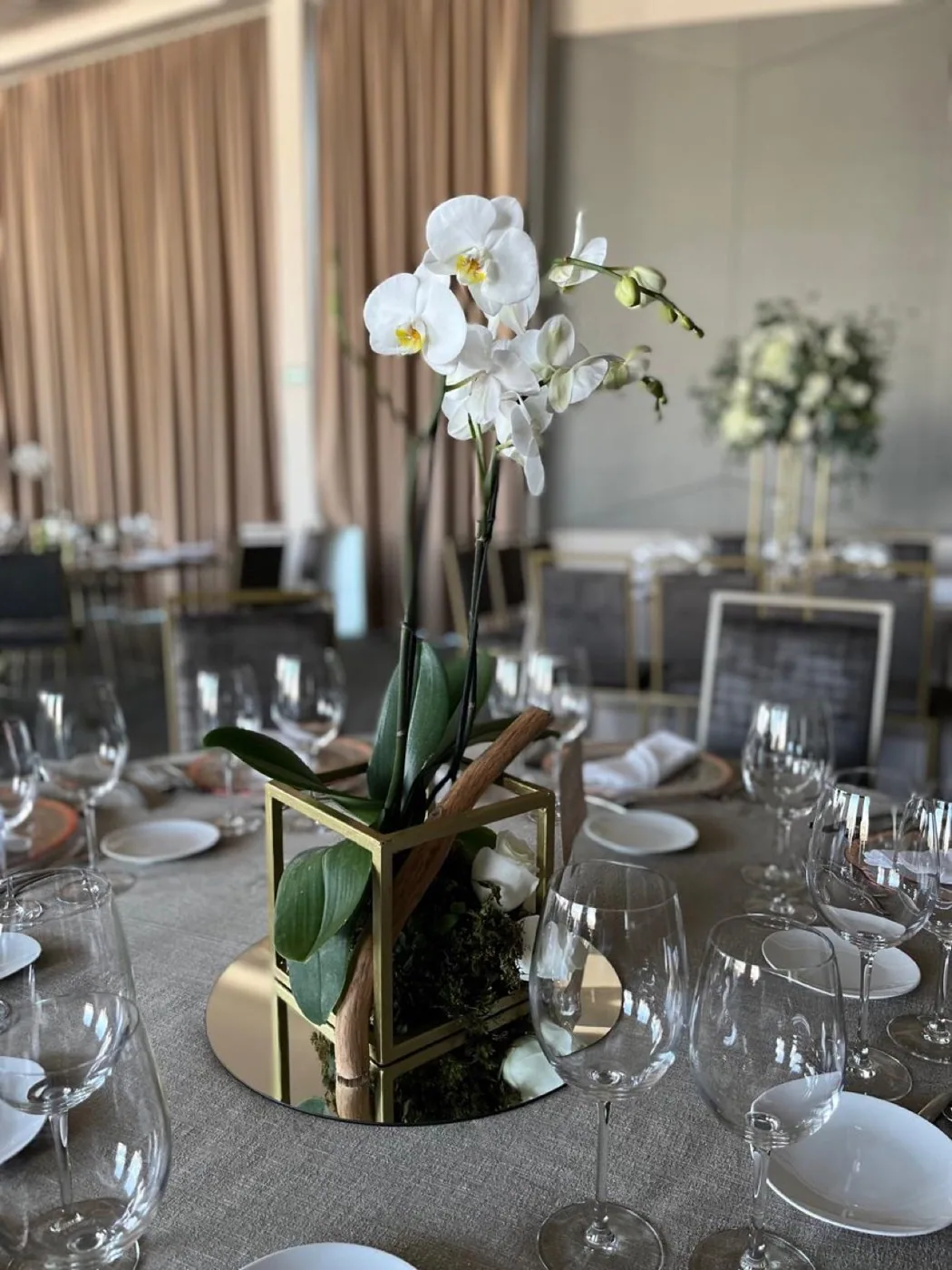 Centro de mesa floral para boda