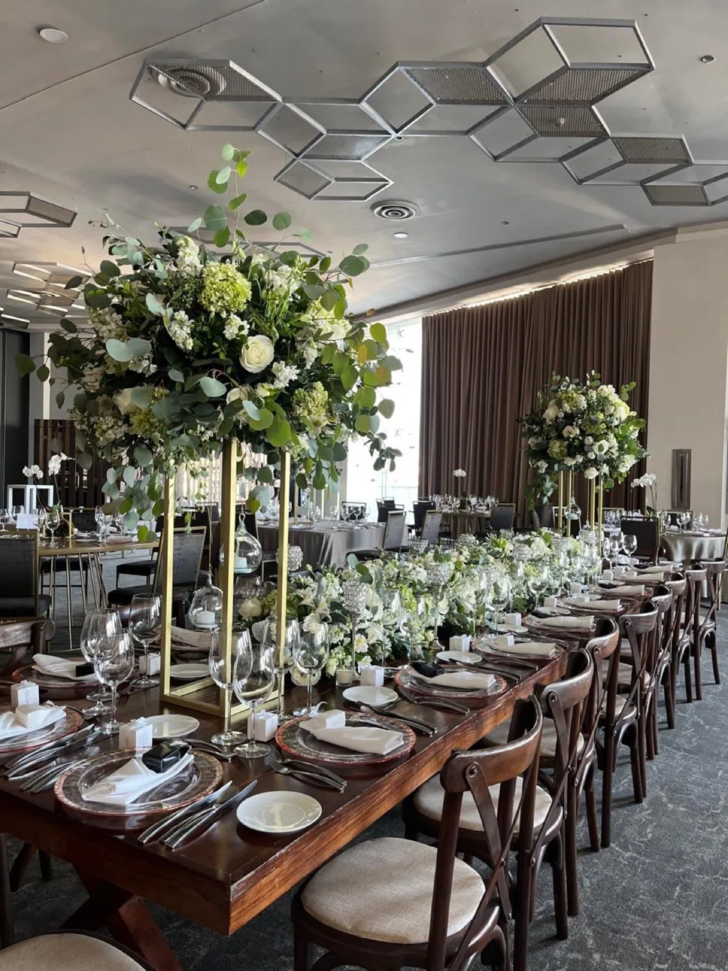 Centro de mesa floral para boda