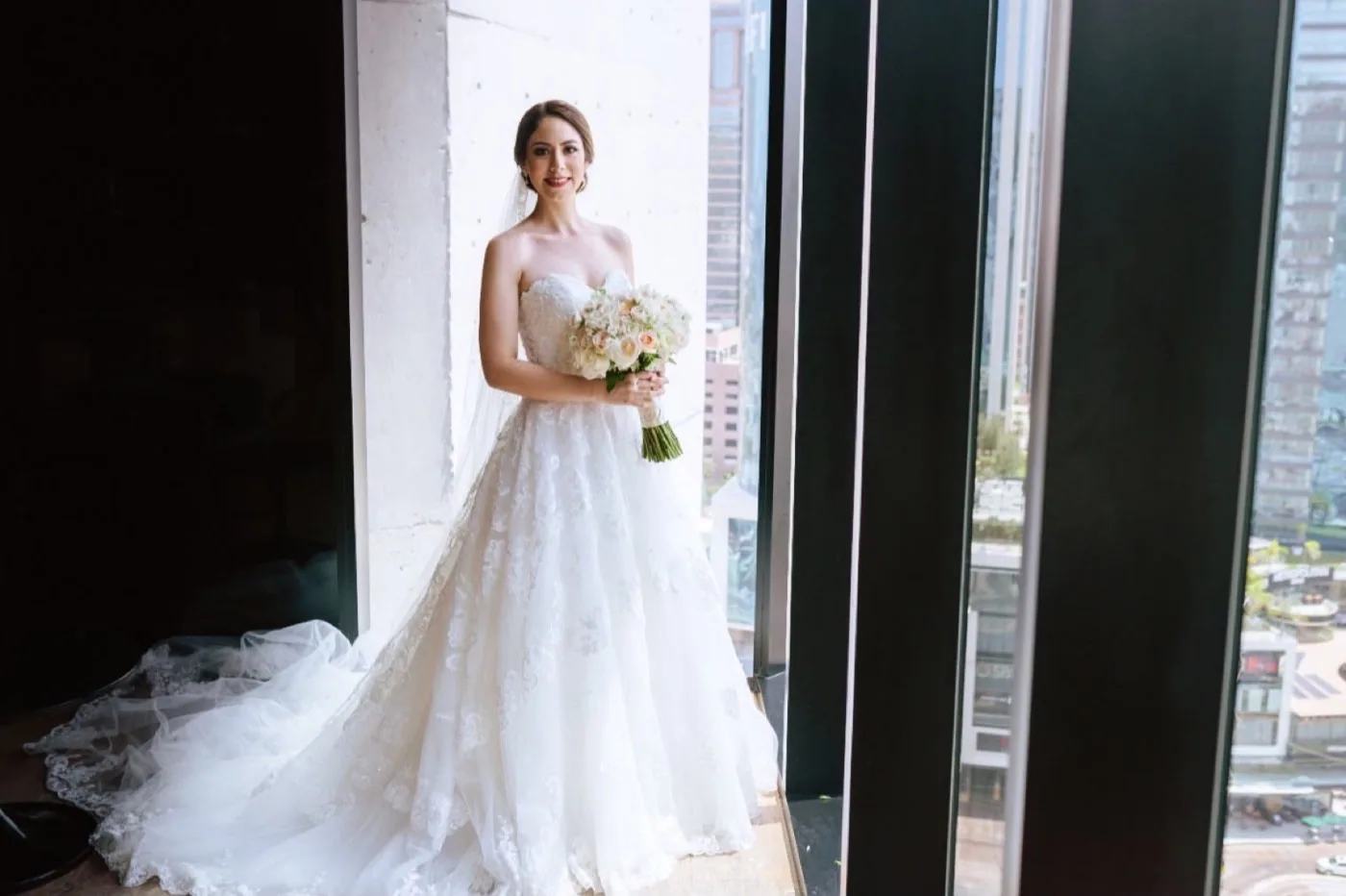 Ramo de novia con diseño floral artesanal